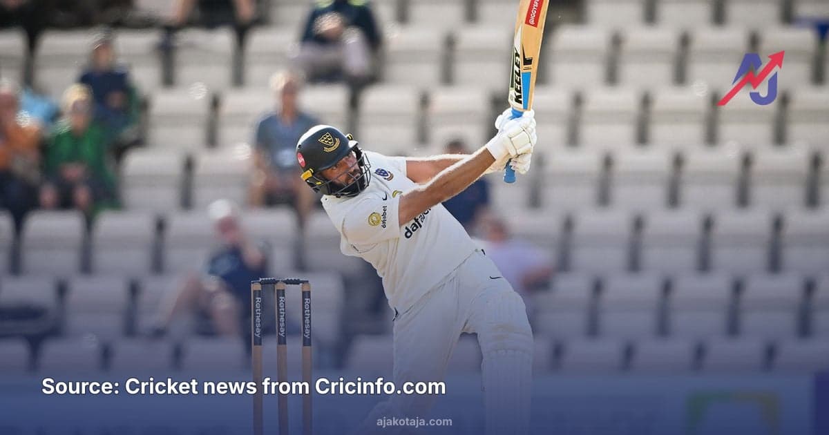 Jack Leaning hits 78 as Sussex rallies to top Hampshire in Division One