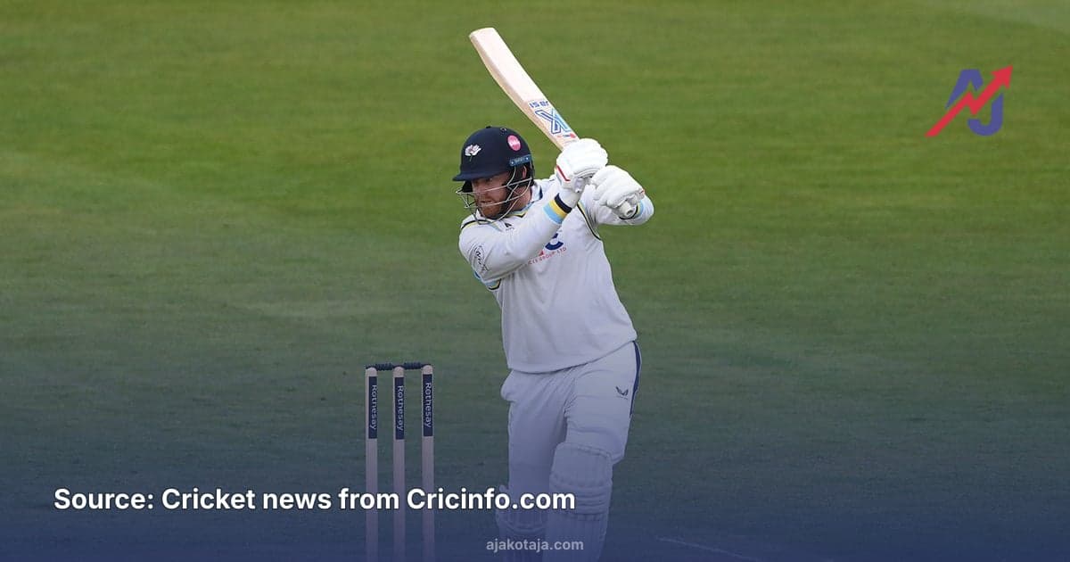 Jonny Bairstow leads Yorkshire to one-wicket victory over Nottinghamshire