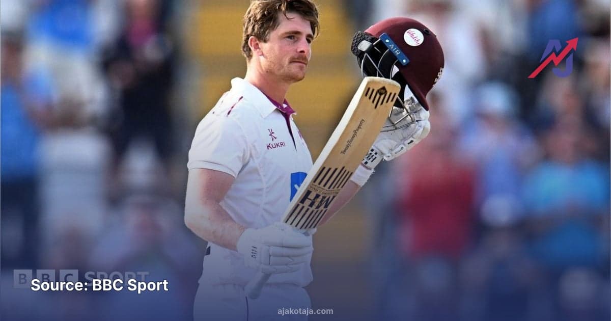 Tom Abell scores maiden first-class triple-century for Somerset